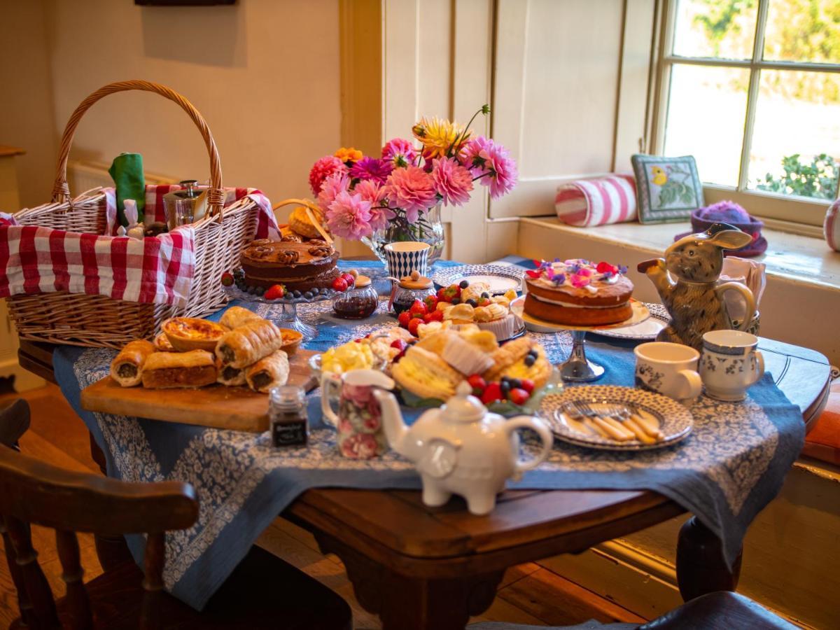 Country Cottage With Spa, Catering, Gardens, Nature Reserve Walks - Free Parking, Self Checkin Scunthorpe Exterior photo